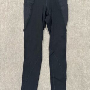 Women’s Athleta Black Leggings size can